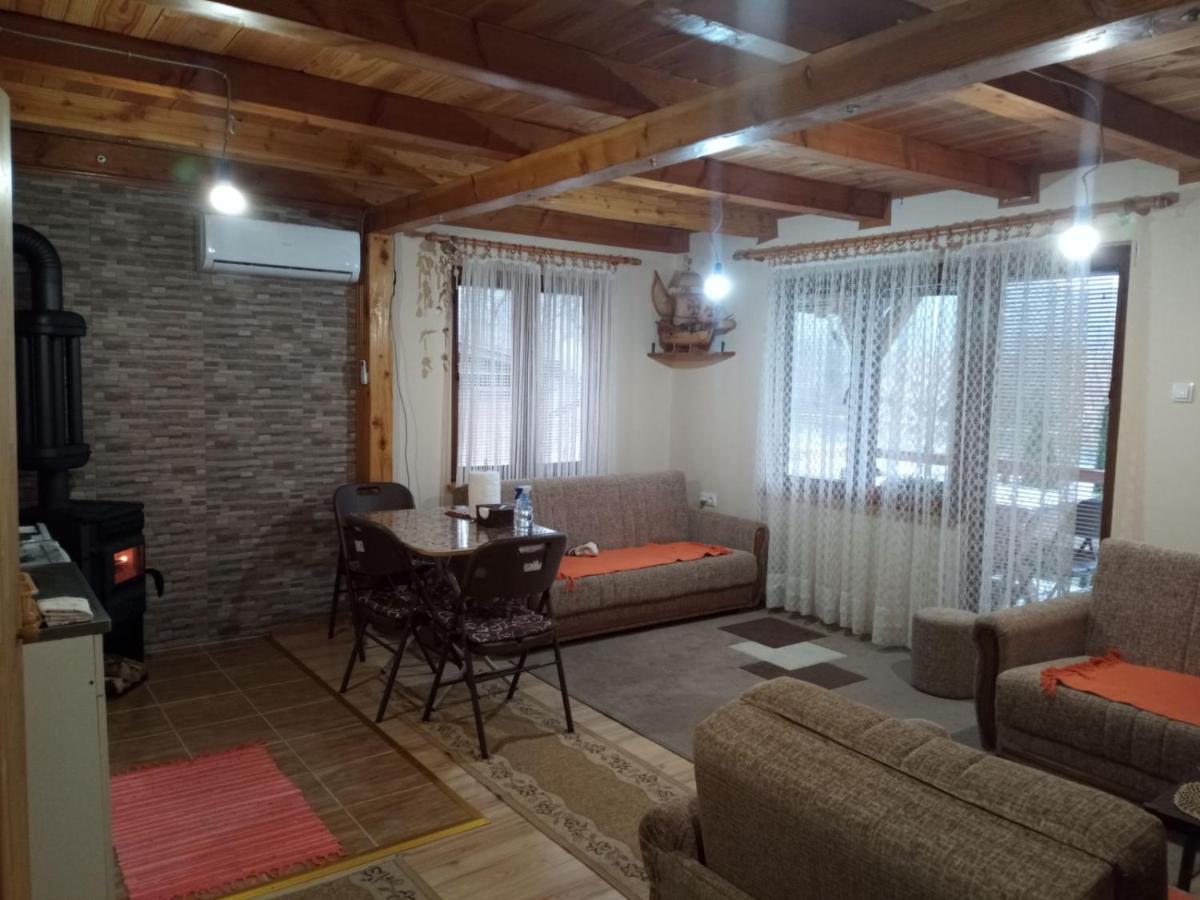 Apartman "Kapetana Luka" Ljubovija Eksteriør billede