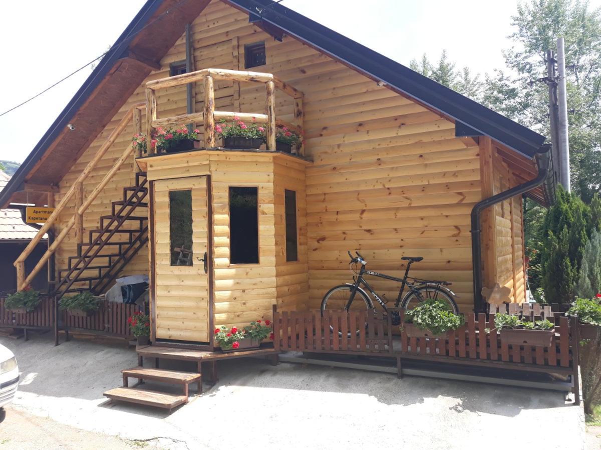 Apartman "Kapetana Luka" Ljubovija Eksteriør billede